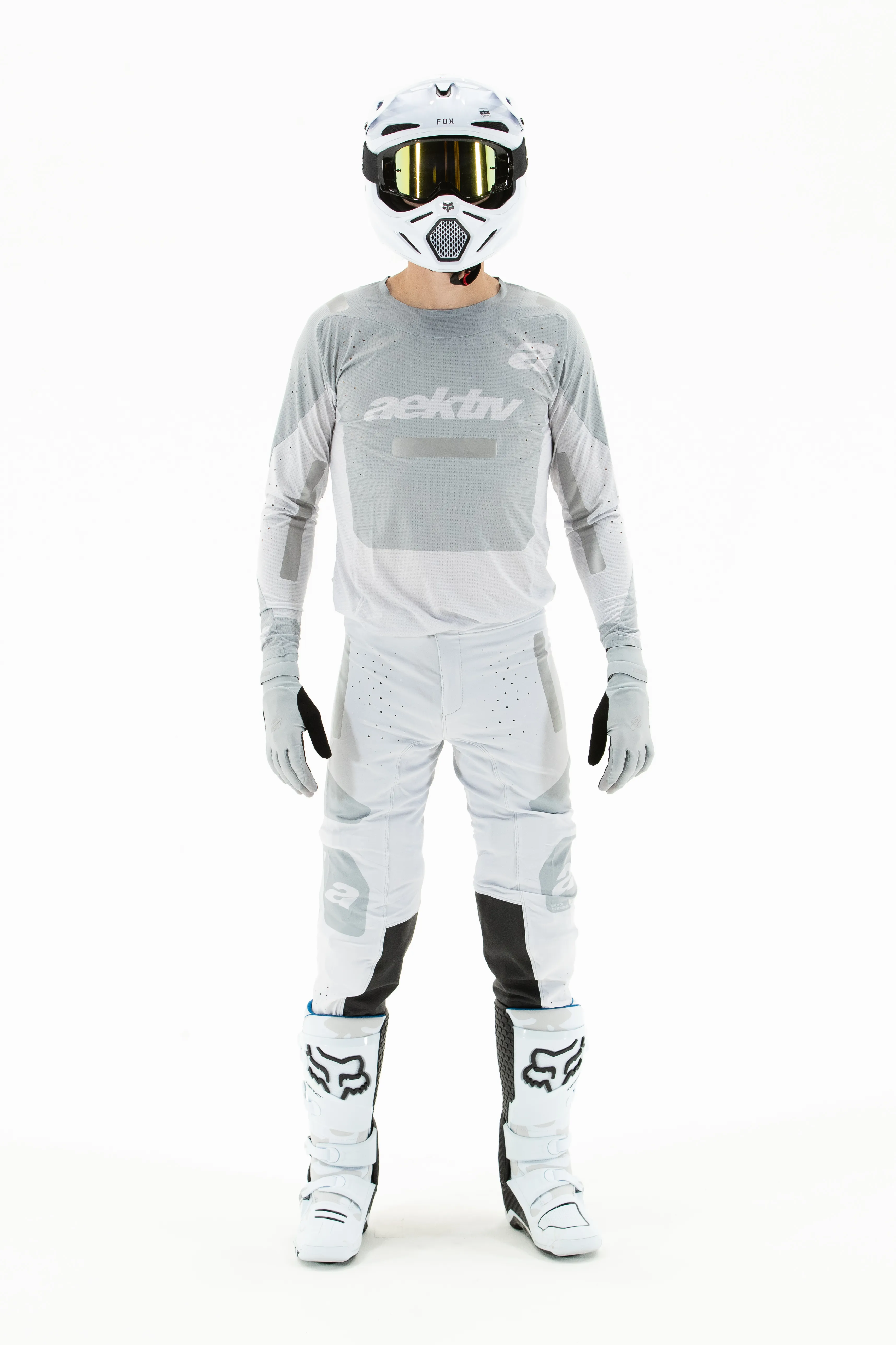 2025.1 Stealth Grey Pants