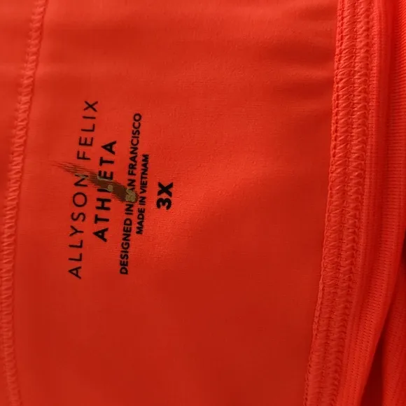 Allyson Felix Athleta RARE Legend Run With It Short in Orange Size 3X SU028