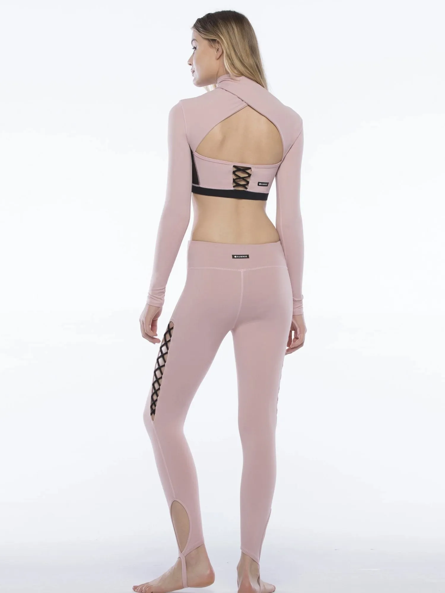 ANANDA ANKLE CROPS