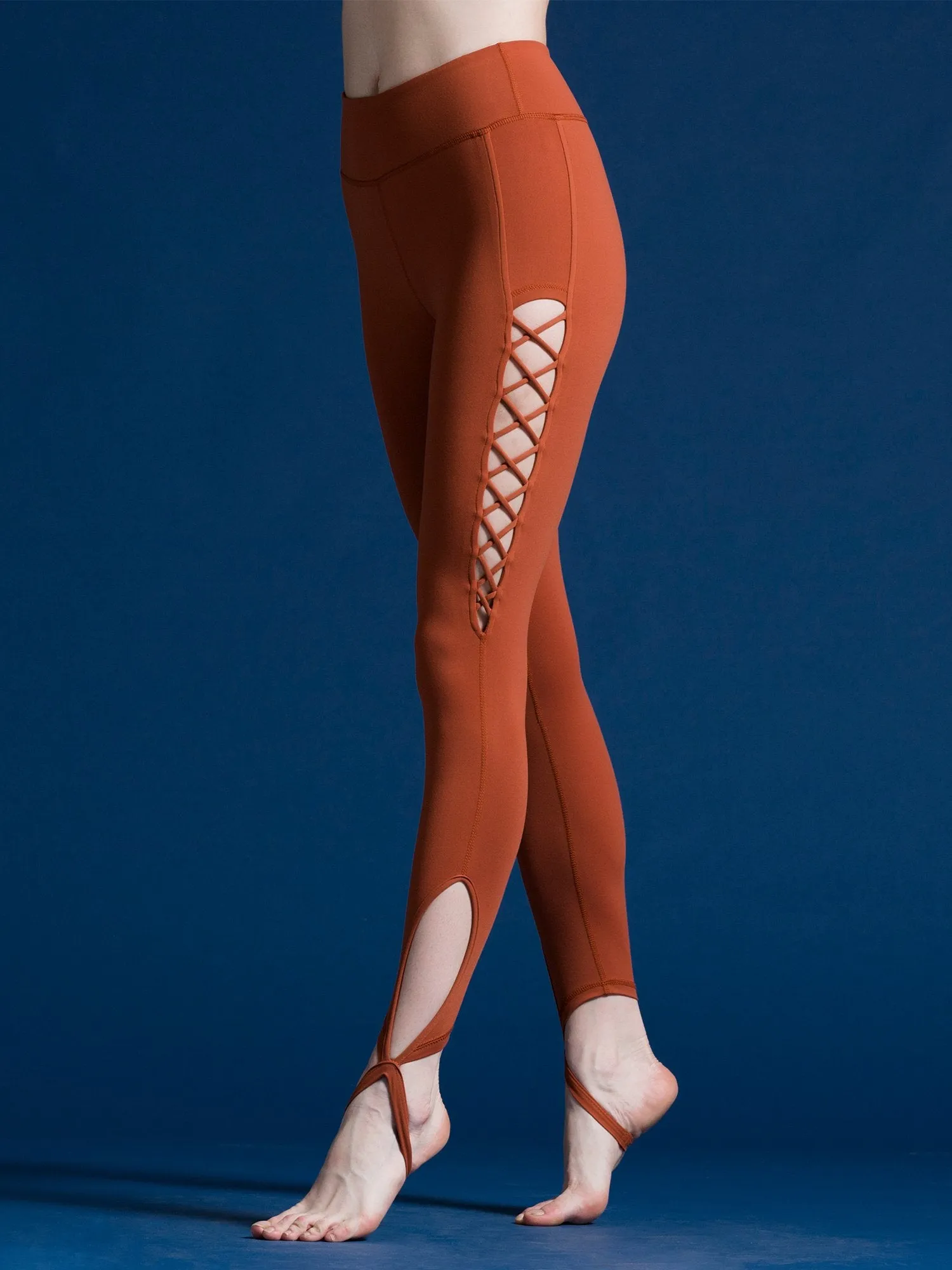 ANANDA ANKLE CROPS