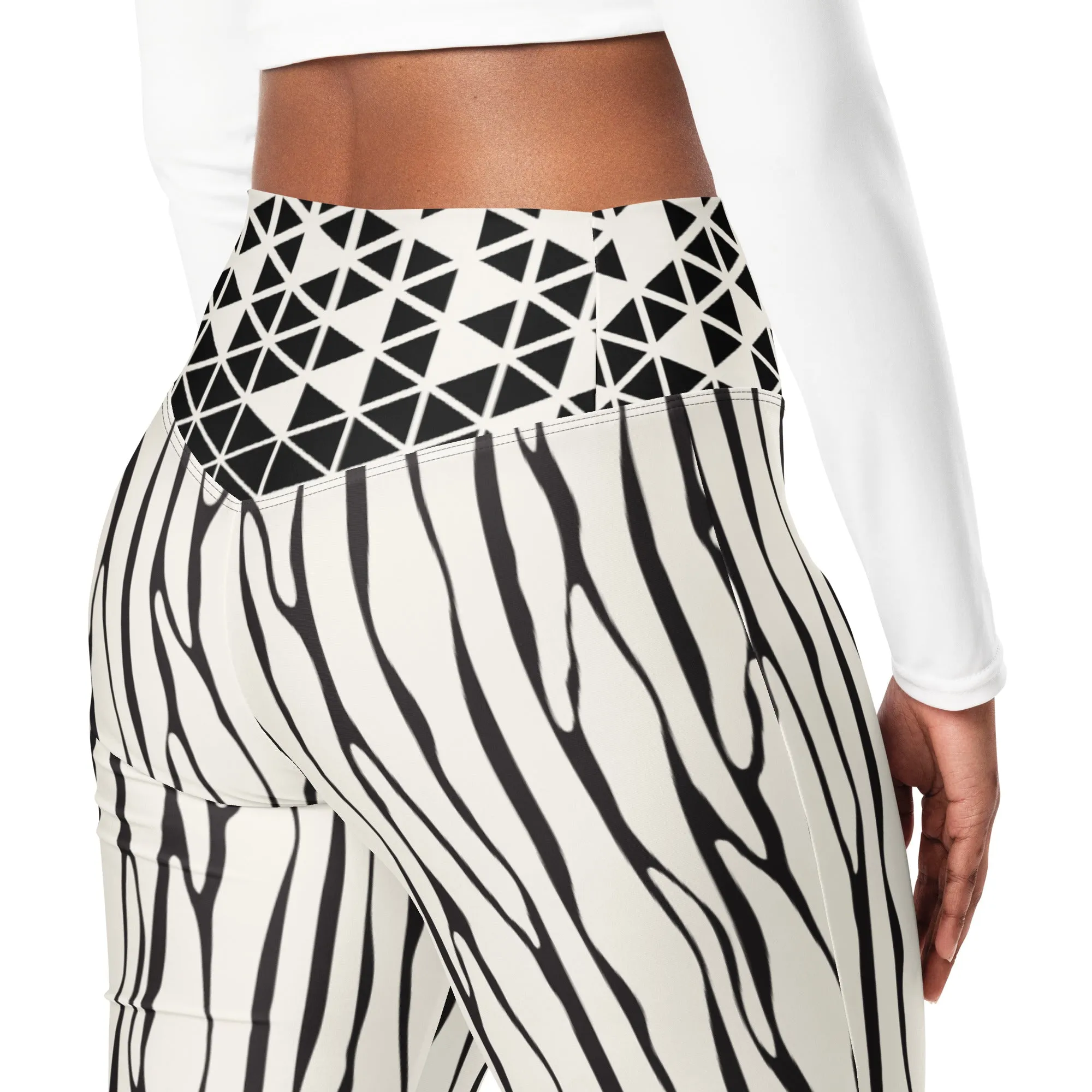 Bare Branches Flare leggings