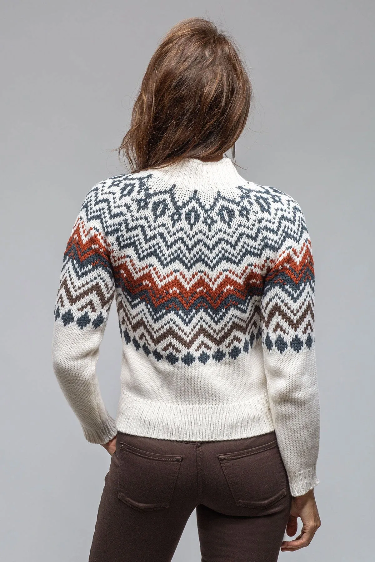 Cabin Sweater In Natural