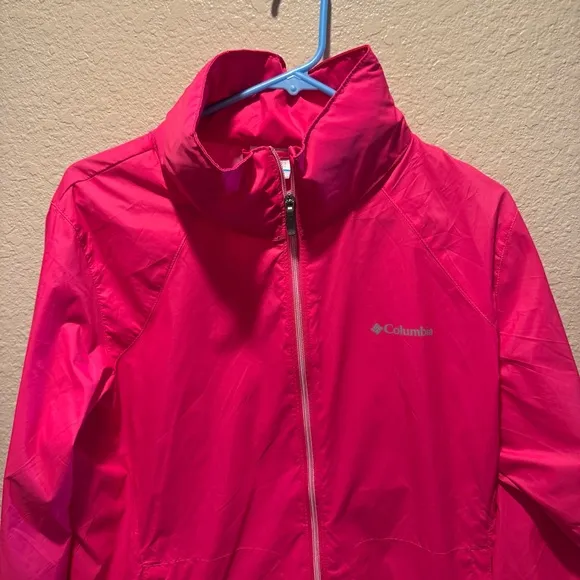 Columbia Women's Hot Pink Jacket size XL Windbreaker