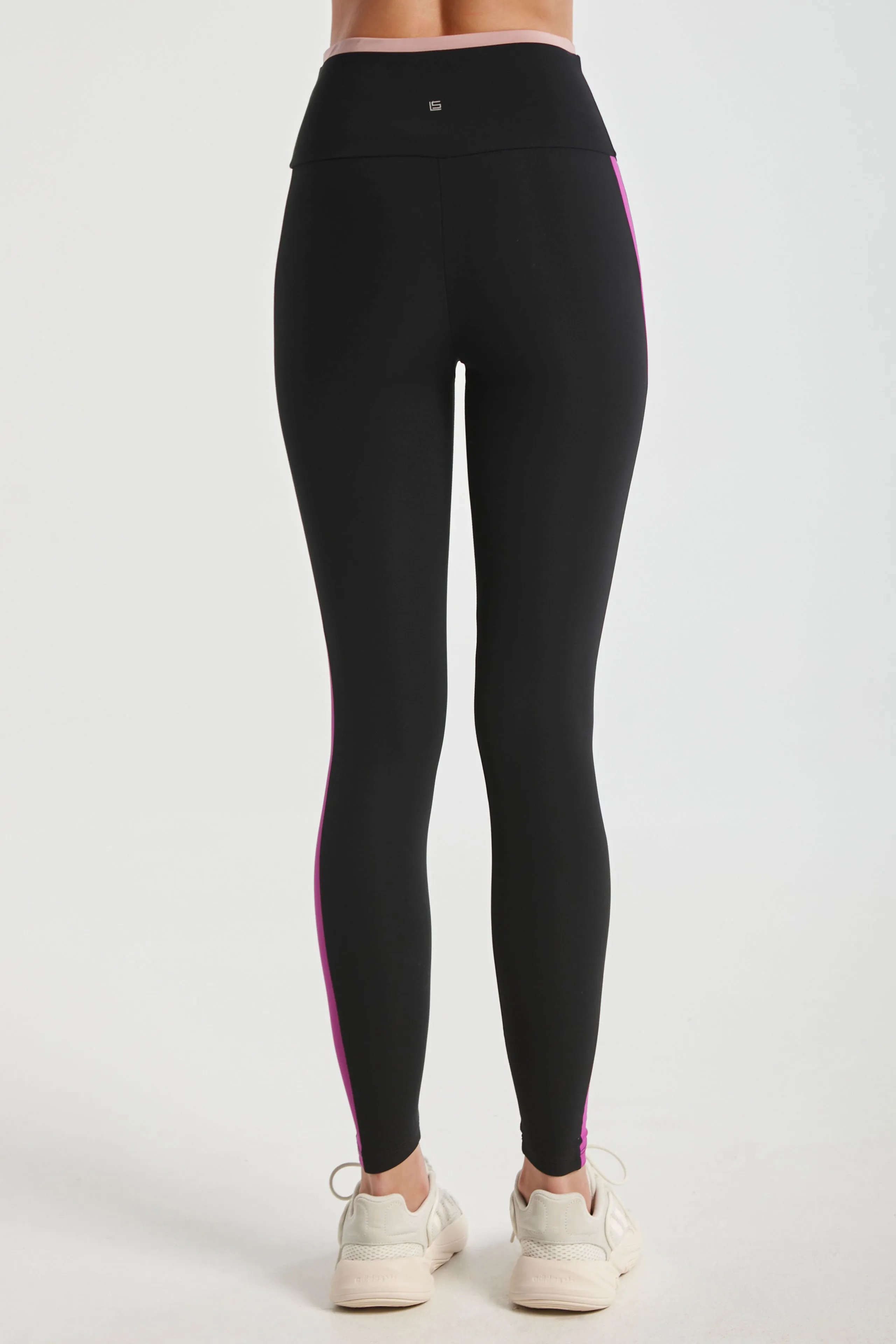 Fate Stripe Legging