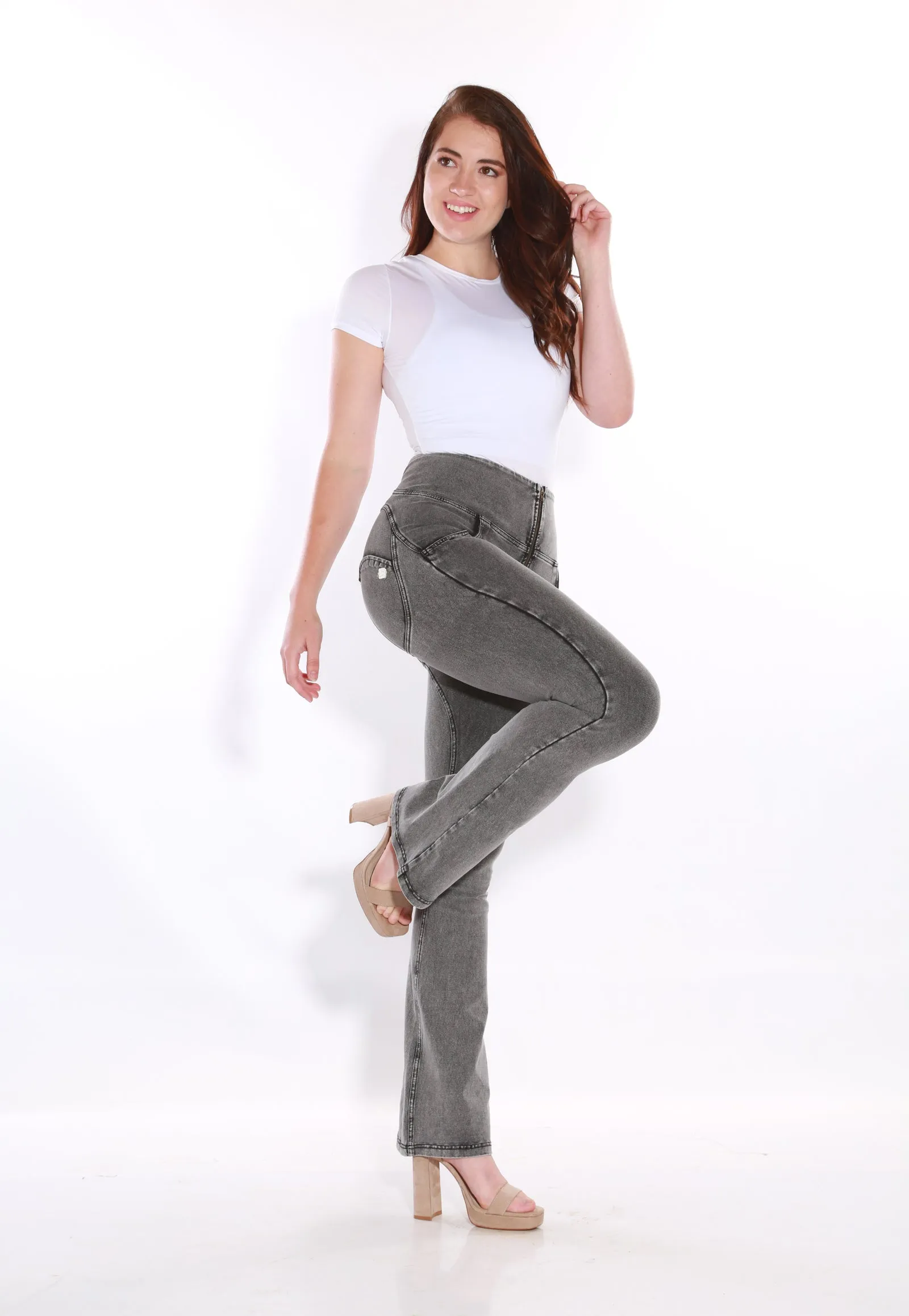 High waist Bootleg Butt lifting Flare Shaping jeans/Jeggings - Black stone