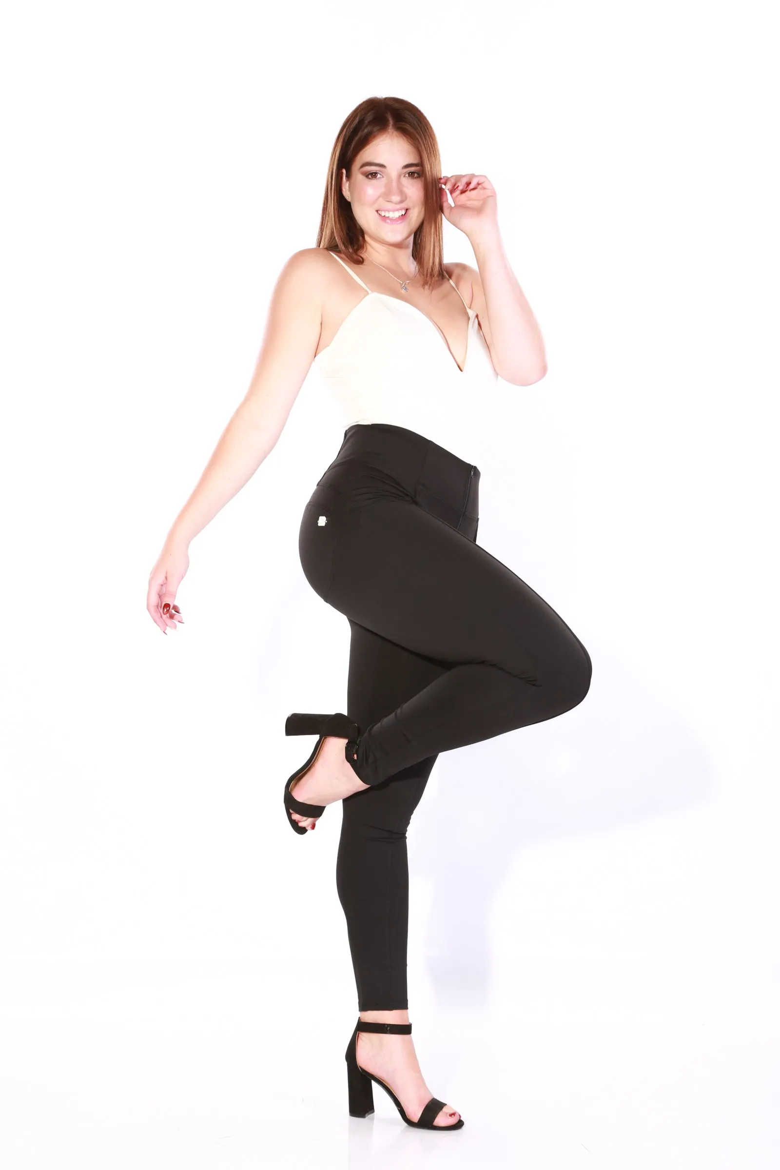 High waist Butt lifting Shaping leggings - Silky Soft Spandex Black