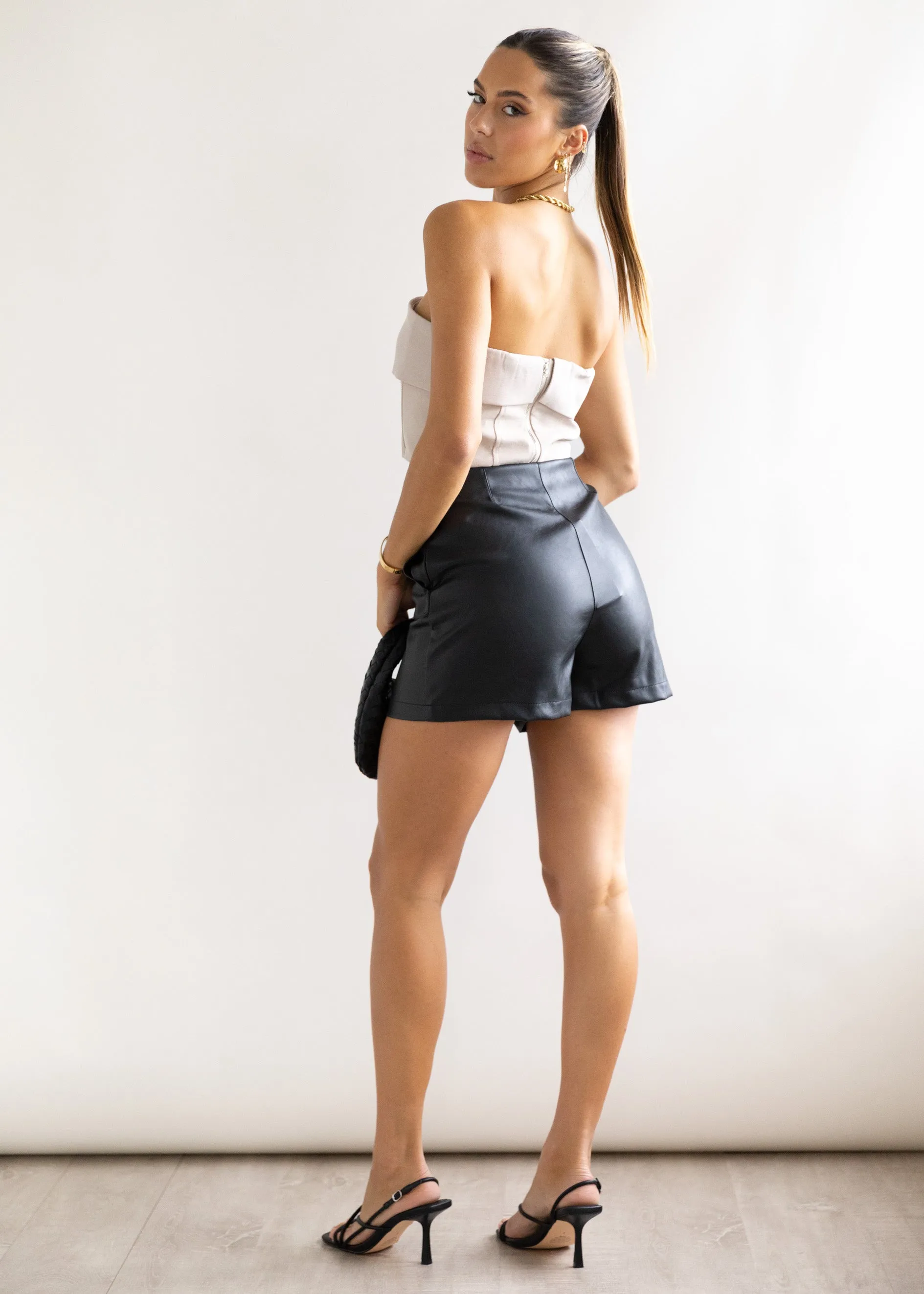 Jossy Strapless Crop - Beige