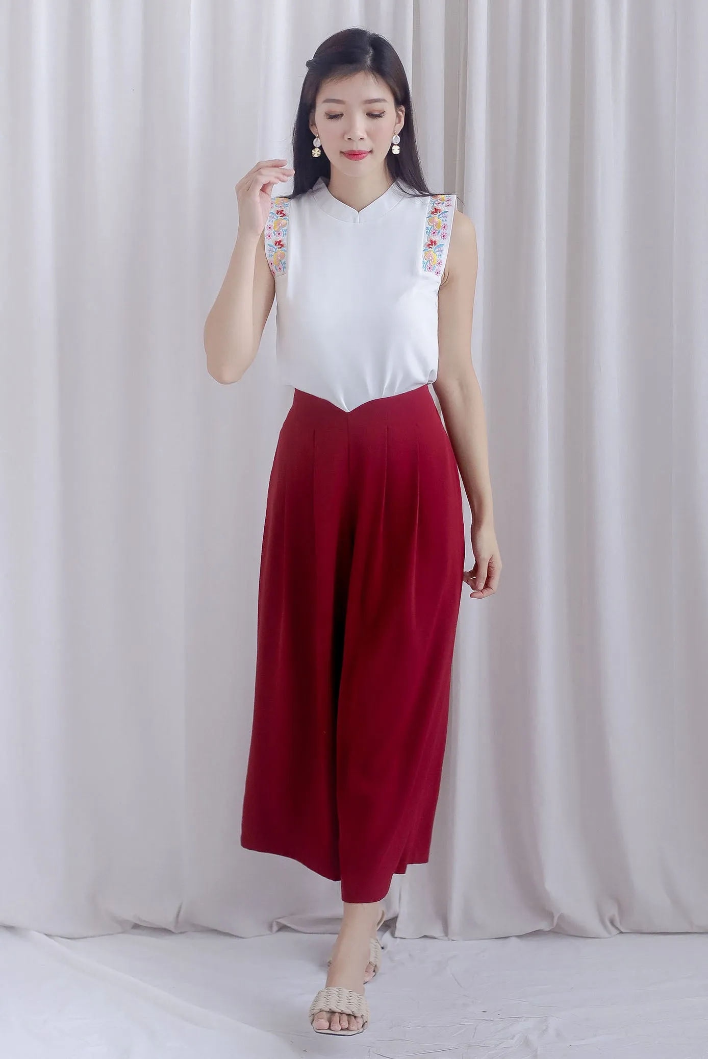 Kydra Curve In Waist Pants In Wine Red