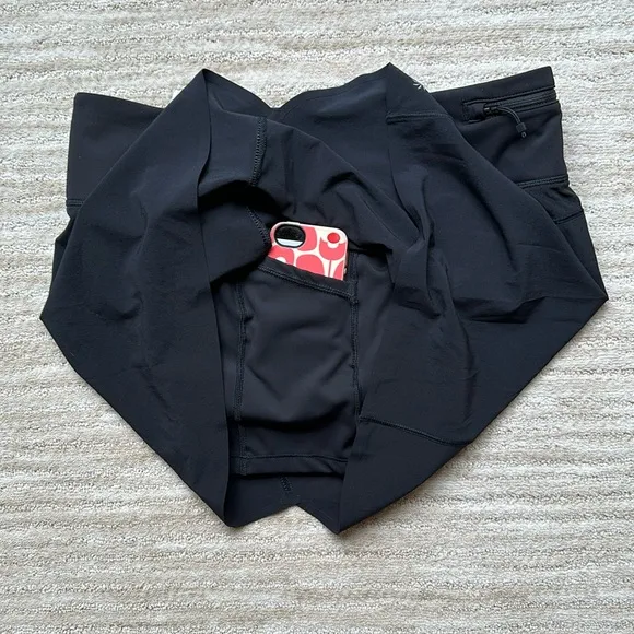 NWT Athleta Run With It 14&quot; Skort Black Size Medium