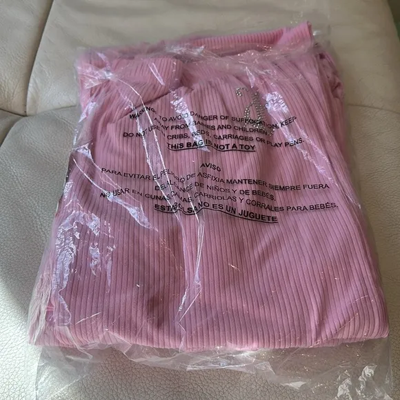 NWT JUICY COUTURE Ribbed Short Sleeve Notch Collar Pj Set in Pink Candy Color