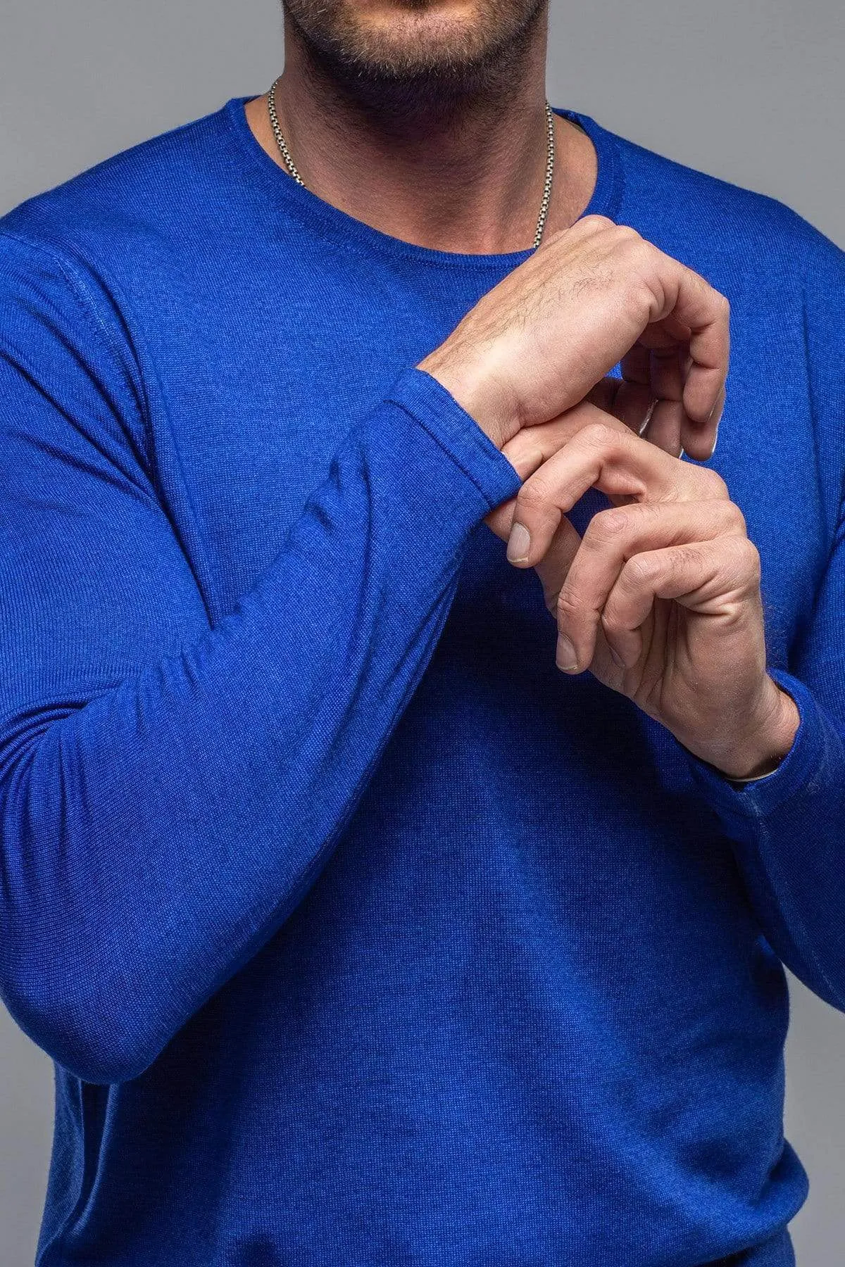 Pacific Merino Crew in Cobalt