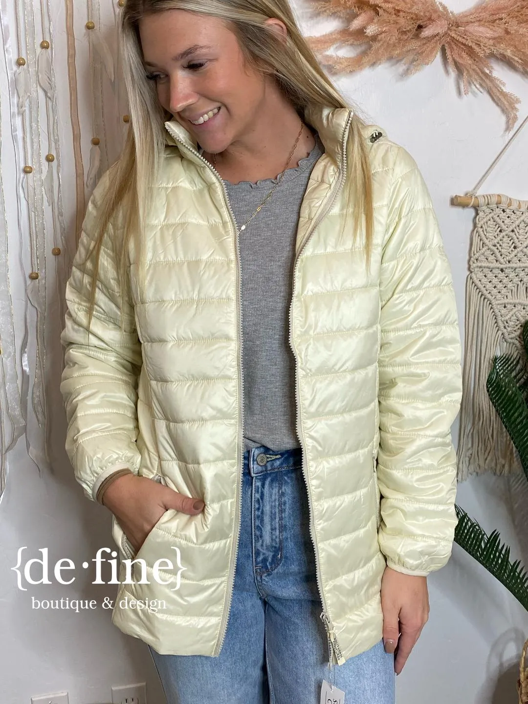 Packable Lightweight Puffer Jacket in Leopard, Black or Ivory with Bag