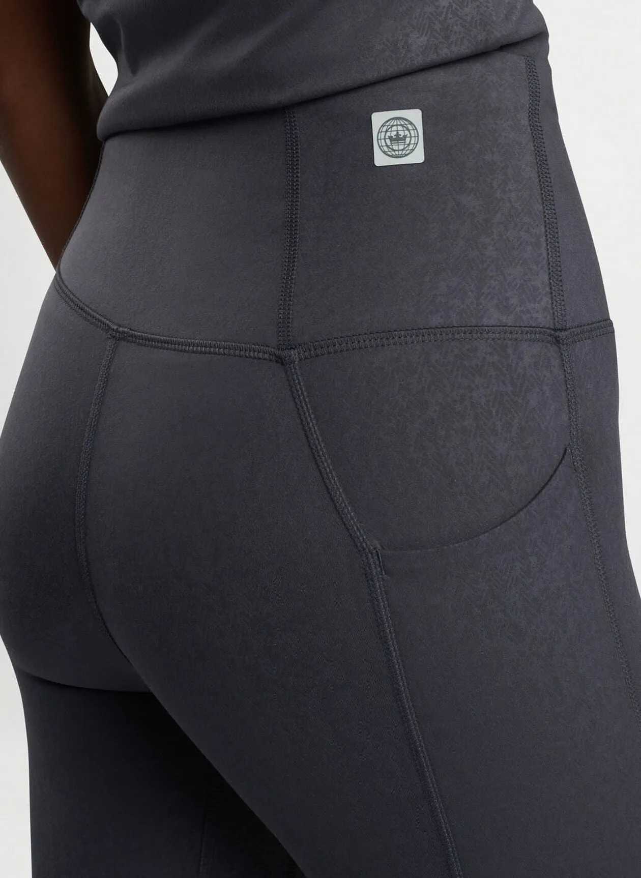 Peter Millar Womens Nova Performance Embossed 7/8 Legging - GRAPHITE