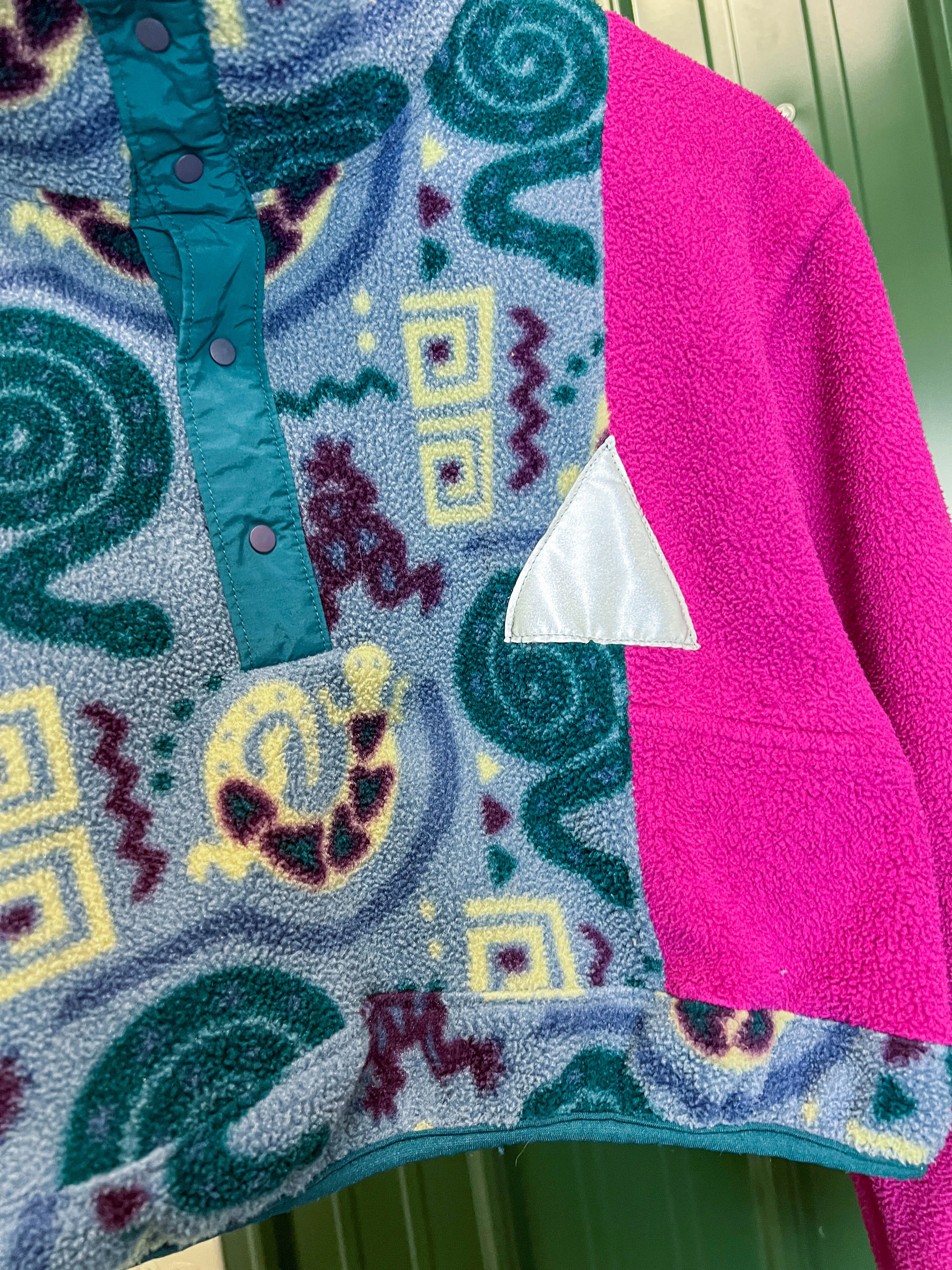 " 1 of 1" Mixed Berry Patchwork Crop Fleece (S/M)