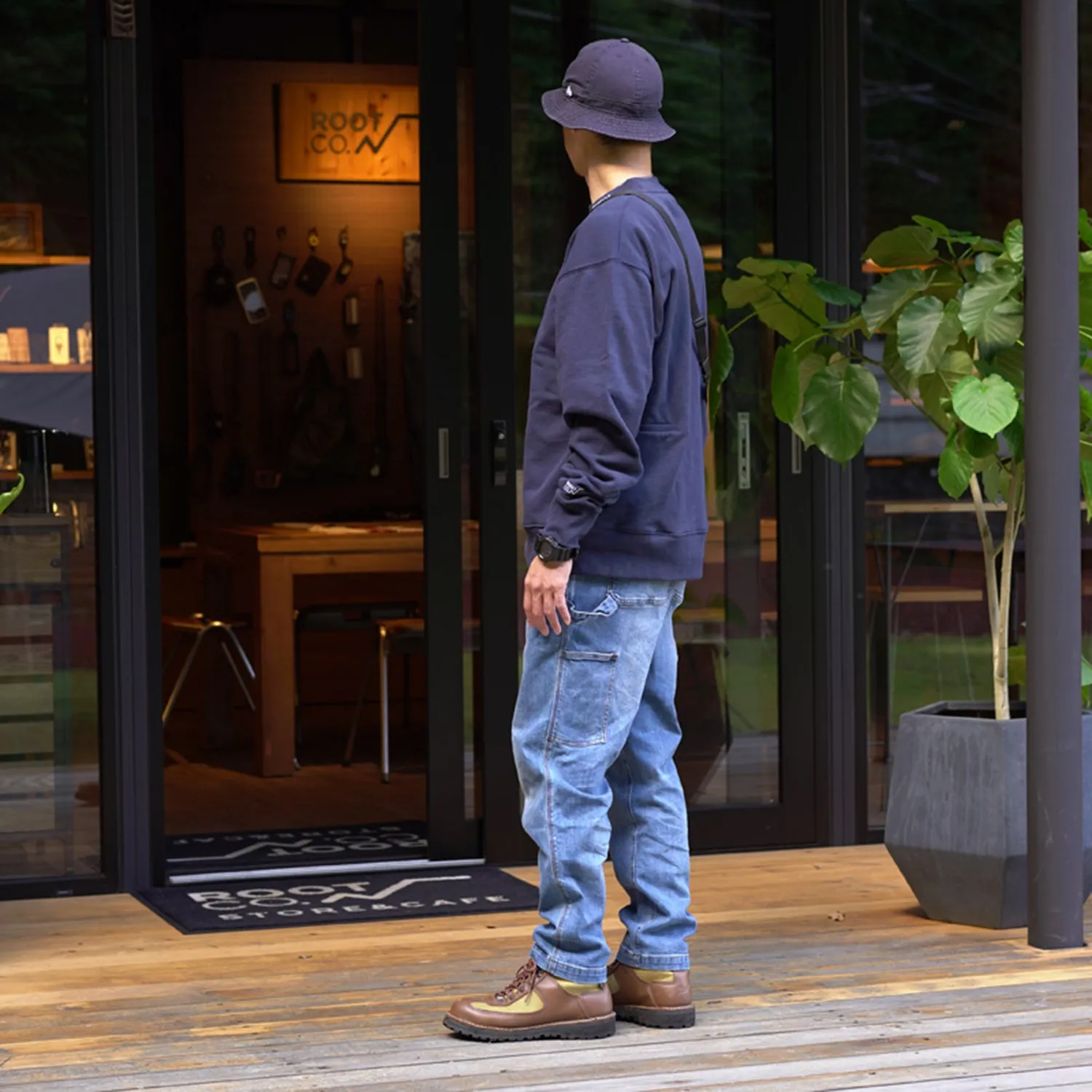 ROOT CO. | ルート　PLAY Stretch Denim Pants