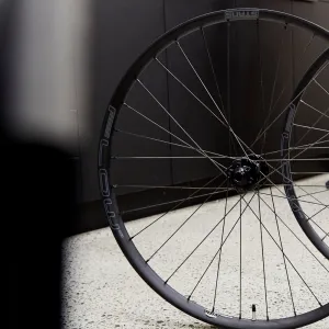 Stans Flow MK4 29er Chris King CL MTB Wheelset