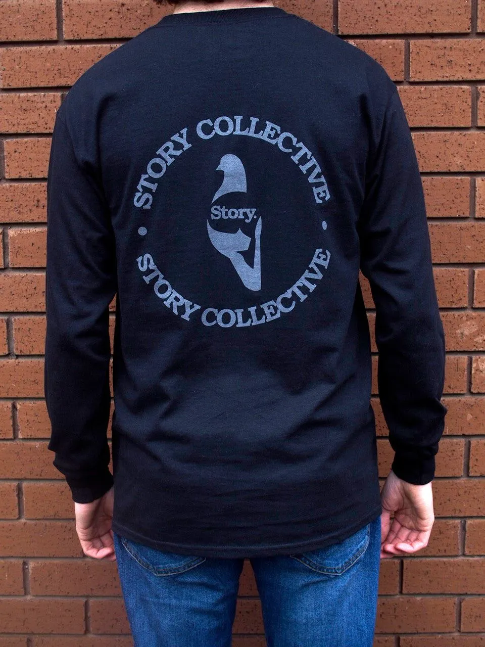 Story Collective Circle Long Sleeve Tee Black