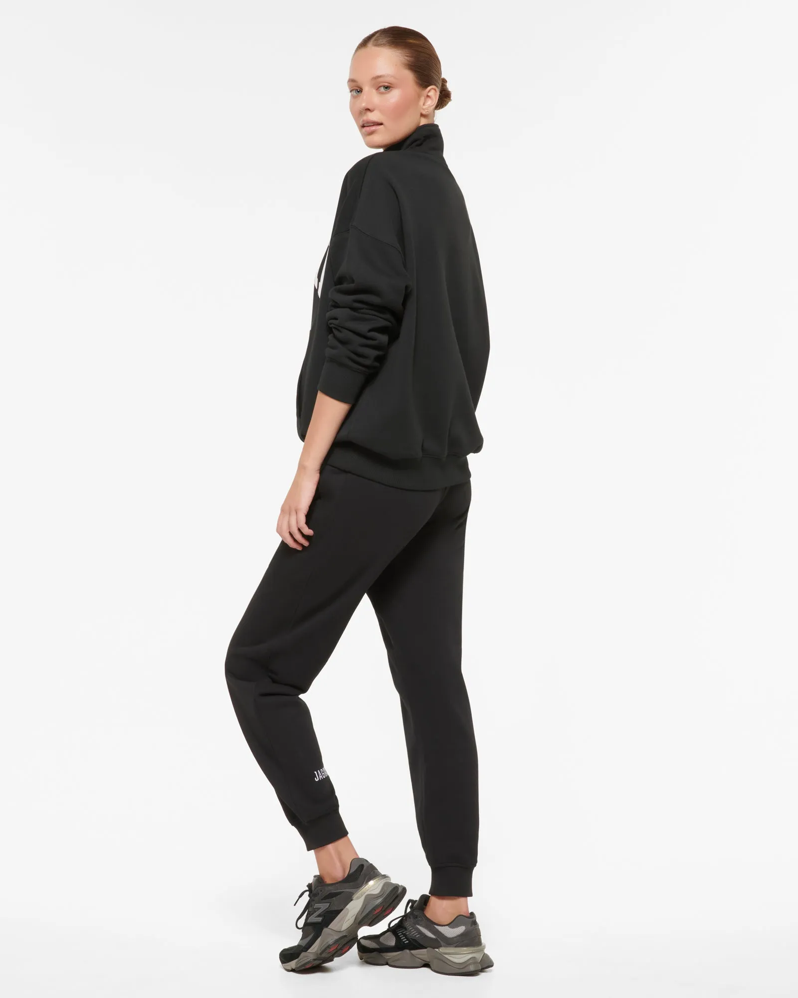 STUDIO HALF-ZIP SIGNATURE SWEATER BLACK