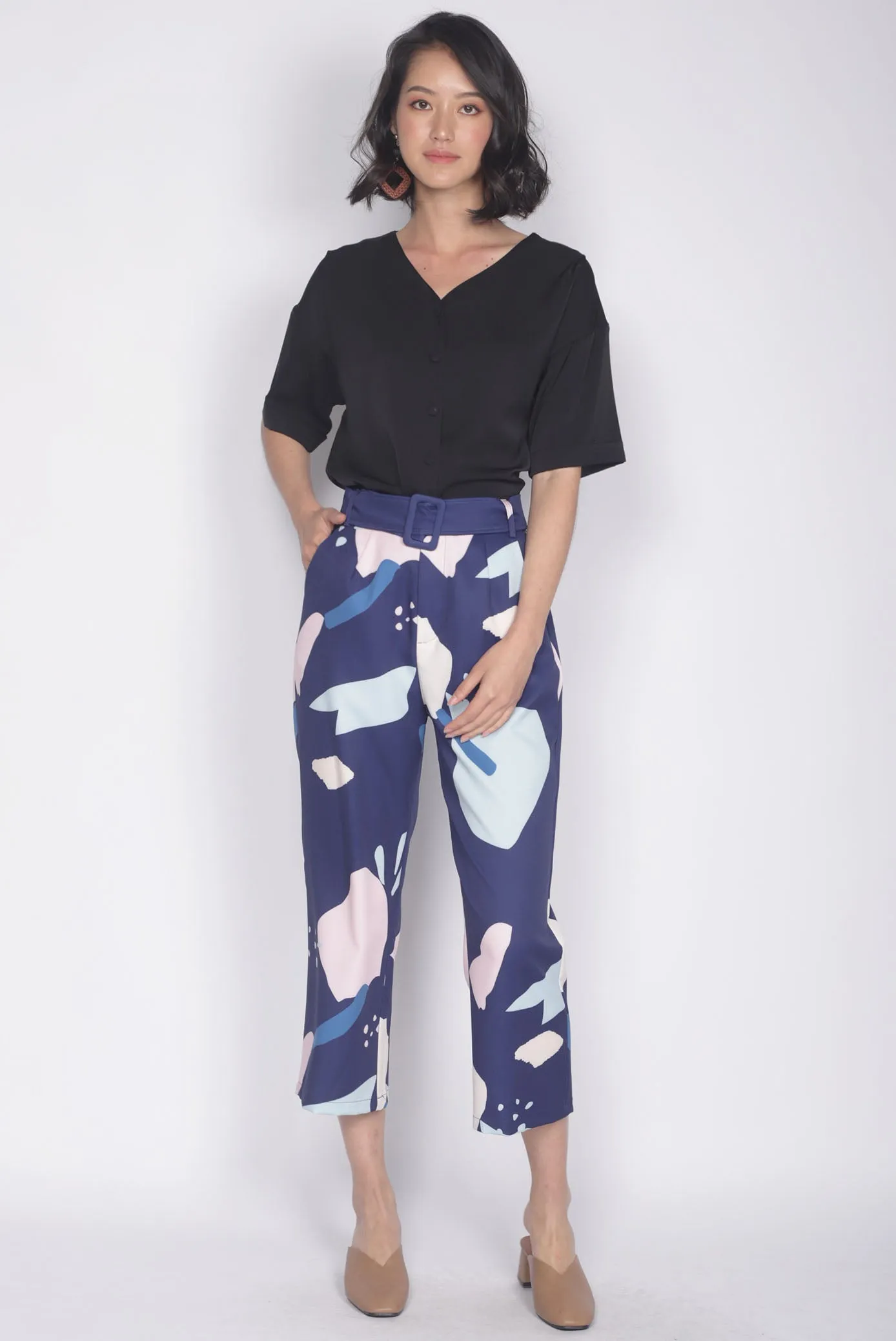 Tenzin Abstract Pants In Navy Blue