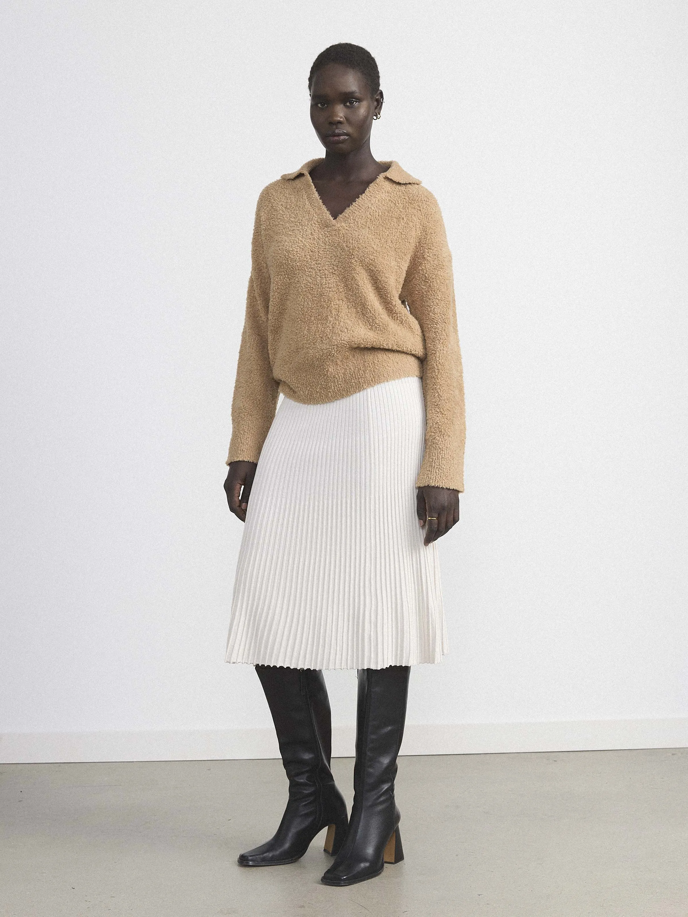 The Fuzzy Johnny Collar Sweater in Caramel Brown