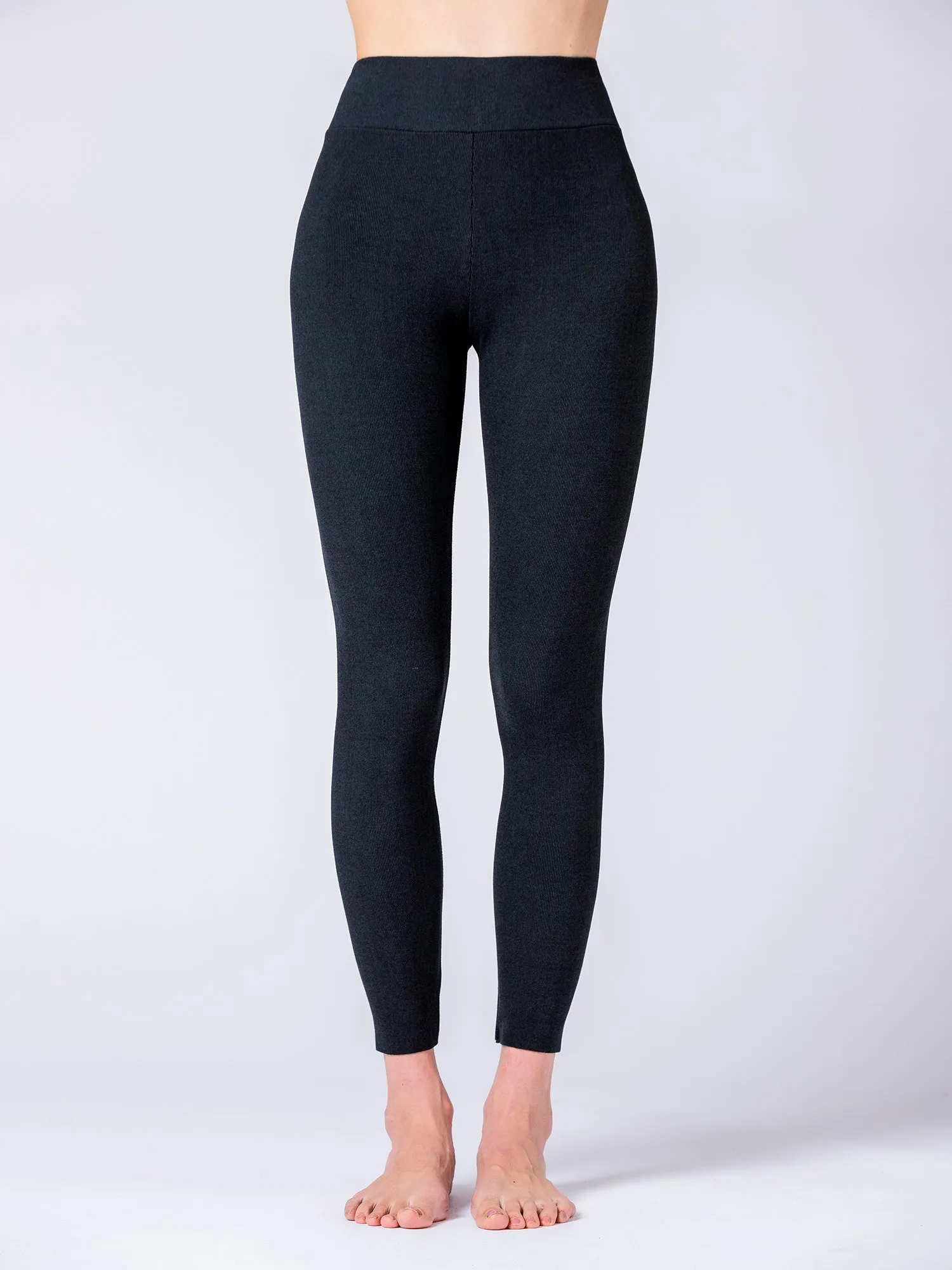 VEGAN CASHMERE SEAMLESS LEGGINGS, BLACK