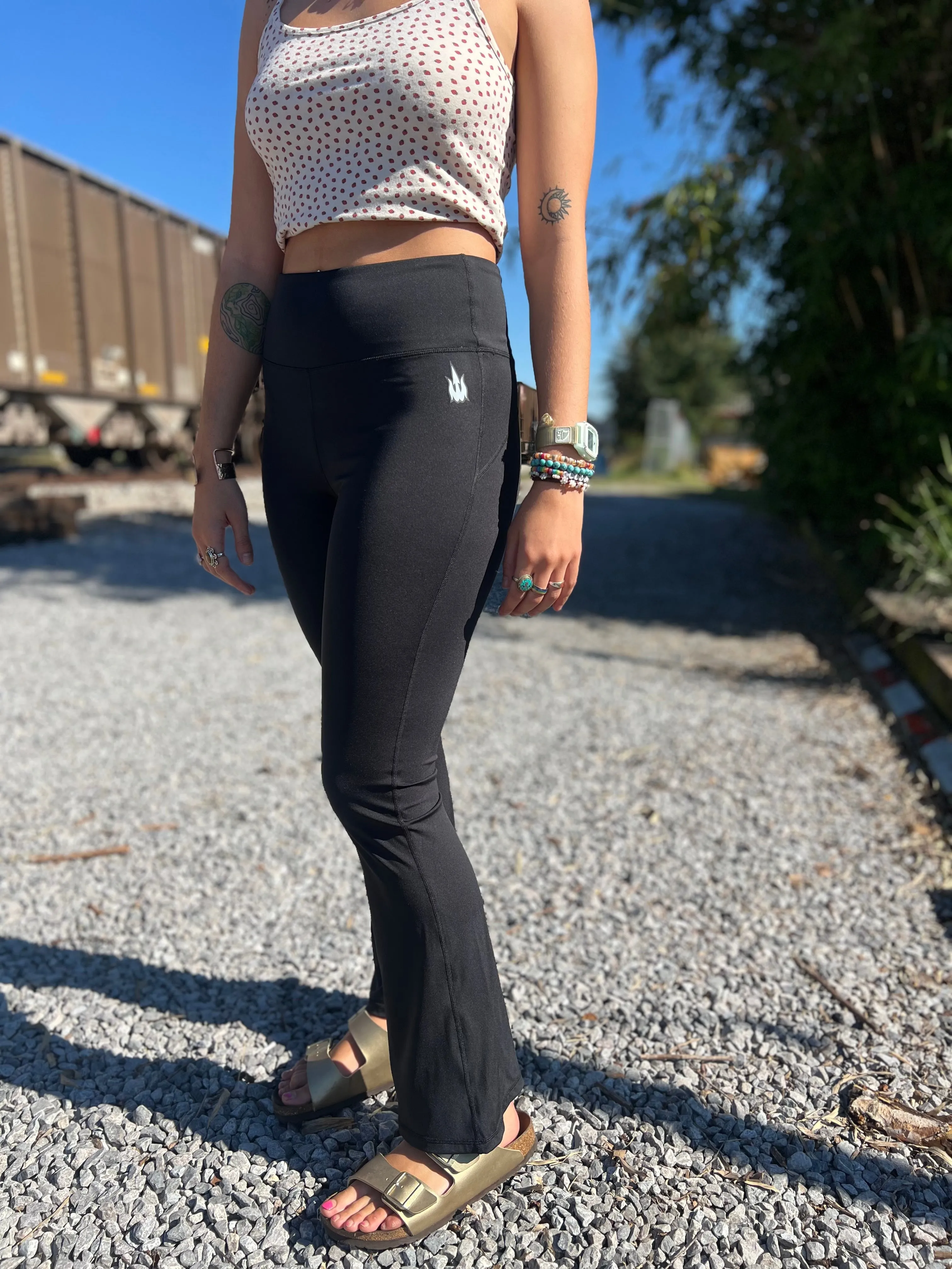 WBZ Gloria Bell Bottom Yoga Pants Black