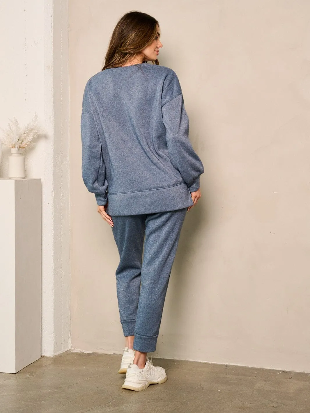 WOMEN'S LONG SLEEVE SOLID FLEECE SWEATER